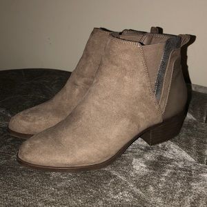 Madden Girl "Hooper" tan and snake skin bootie